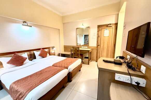HOTEL ASHIRWAD