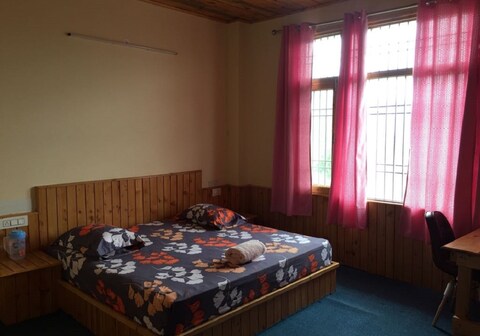 Village Crown | Valley-view Rooms & Kitchen