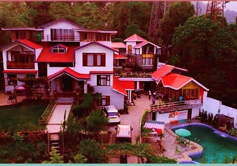 Backpackers Den