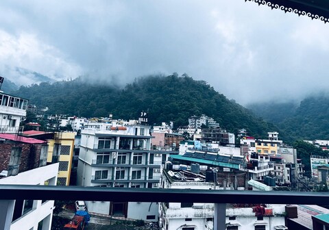 Hotstel Rishikesh Tapovan