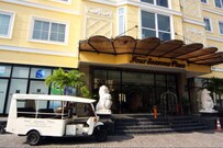 Four Seasons Place Hotel, Pattaya Four Seasons Place Hotel, Pattaya