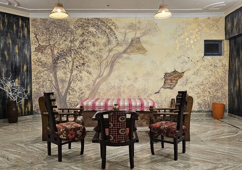 Sunlit stays City rhythm ground floor