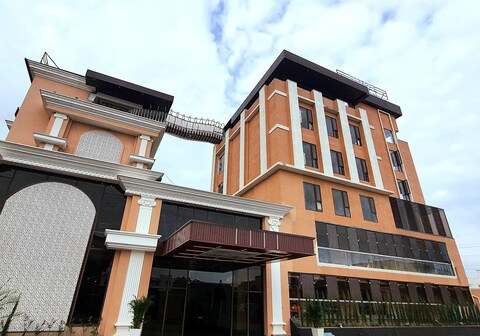 YKM HOTELS AND RESORTS