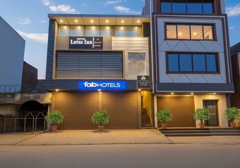 FabHotel Lotus Inn