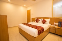 OYO 8755 Hotel Red Palms, Mumbai OYO 8755 Hotel Red Palms, Mumbai