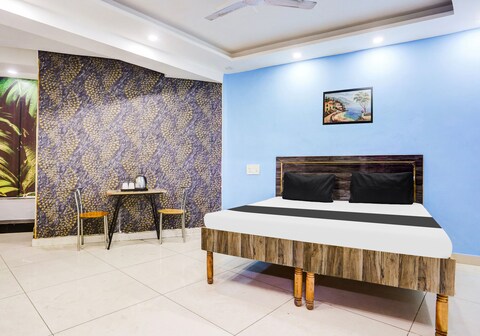 HOTEL RK PLAZA