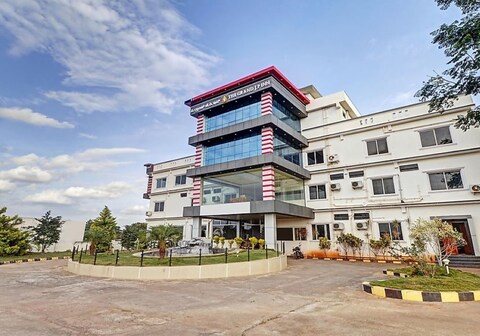 GRAND JP INN