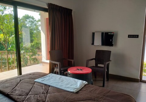 Aarna The Baane Resorts