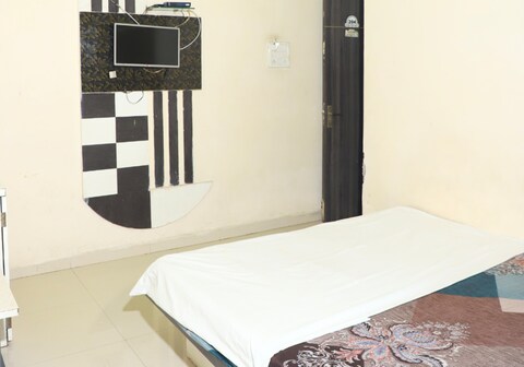 Hotel MJ Ujjain