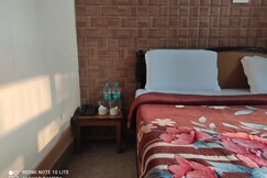 Aakriti Hotel, Dharamshala Aakriti Hotel, Dharamshala