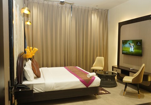 AV The Fun Destination