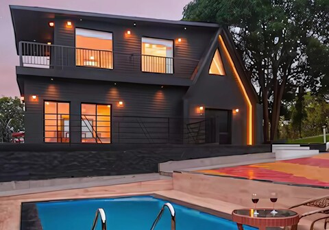 Midnight Alpine 2 BHK by Stay Serene Luxury