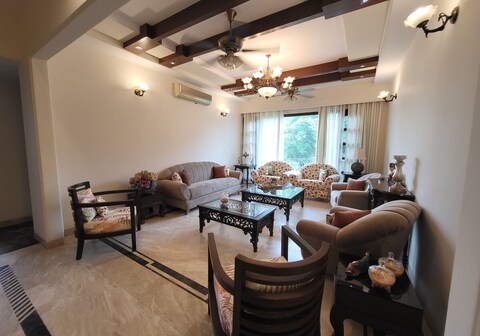 The Casa Bella - Sector 10