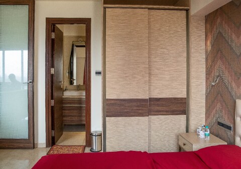 1 BHK in Bandra Kurla Complex F