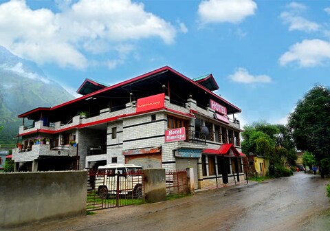 Himalaya Tourist Bhuntar