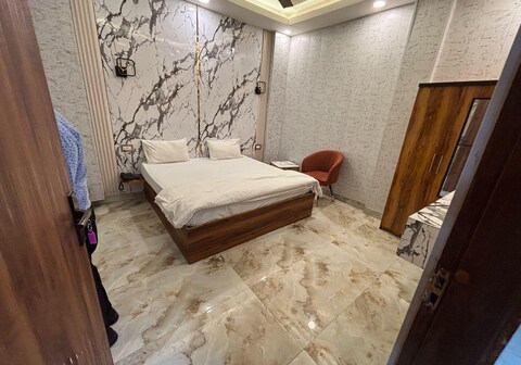 Townhouse Alwar Railway Junction