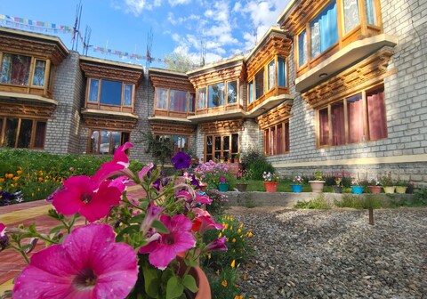 Hotel Silk Way Leh