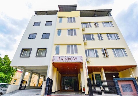 The Rainbow Hotel - 05 Mins from Lake Pichola