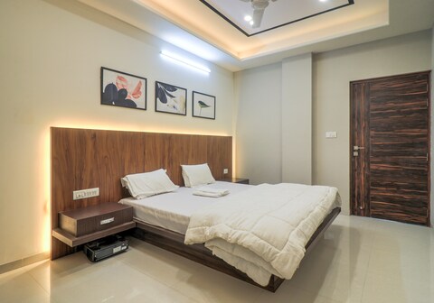 StayEden Service Apartment - 2BHK near Airport