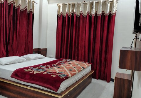 Hotel Star Inn