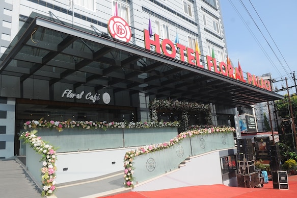 HOTEL FLORAL PALACE