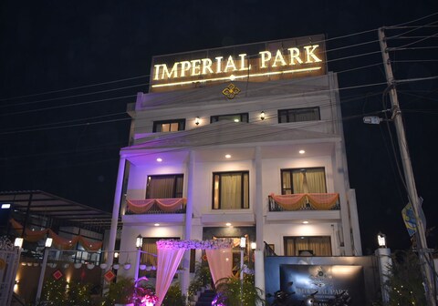 Imperial Park City Center