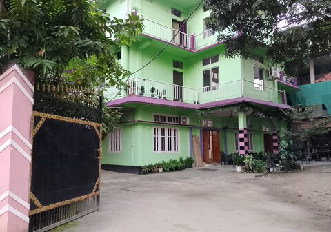 Ajem-Lar Homestay
