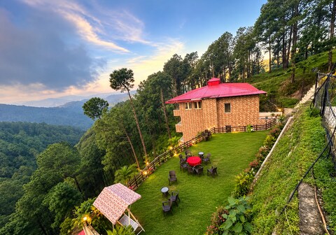 Red Roof Resort Lansdowne