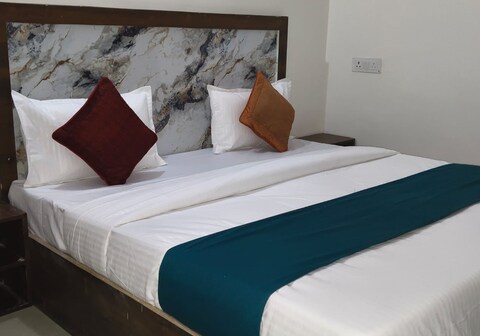 Hotel Metro Inn Sector 52 Noida