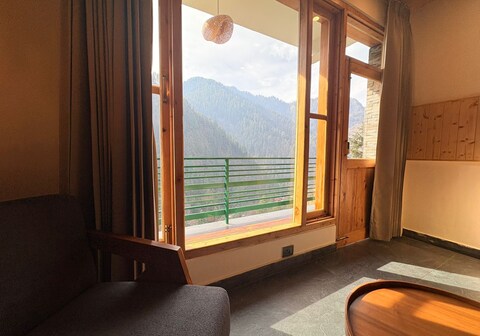 The Trippy Tribe Jibhi