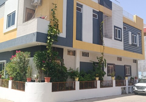 Shivaksh rental flats and rooms, Bhawani Mandi