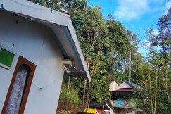 Green portico tent and hut stay, Vagamon Green portico tent and hut stay, Vagamon