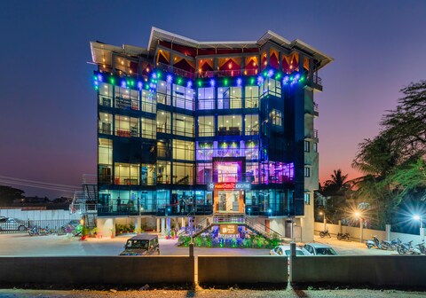 HOTEL AMIT EXECUTIVE INN