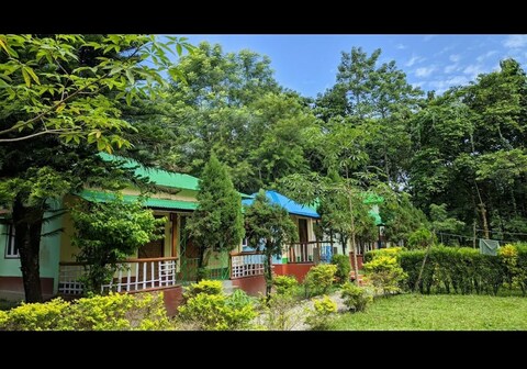 HOLONG ECO VILLAGE RESORT