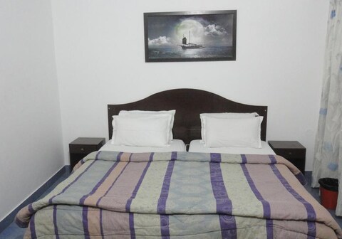 new malabar guest house