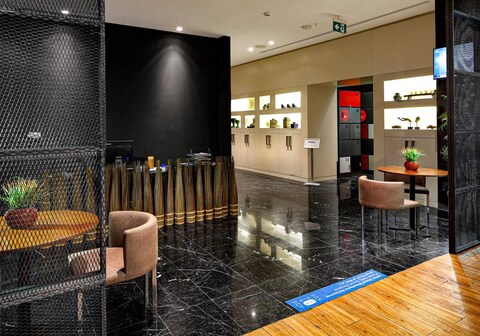 G Tower Furnished Apartment Rentals