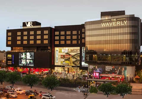 The Waverly Hotel & Residences