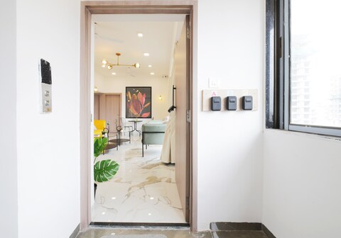 Montana B Shared Apartment The Bombay Home Company