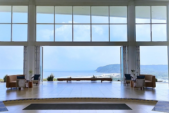 Araqila Beach Resort