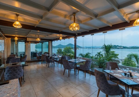 Panna Vilas - A Lake Facing Boutique Hotel