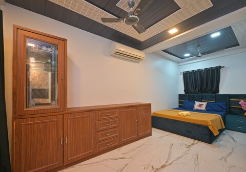Luxury 5BHK Villa w  Pool   Turf