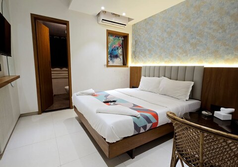 HOTEL BLISS EXECUTIVE