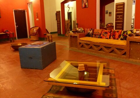 Siana Sojourn - Country Side Homestay & Experience