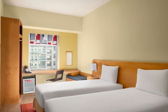 ibis Mall Avenue Dubai