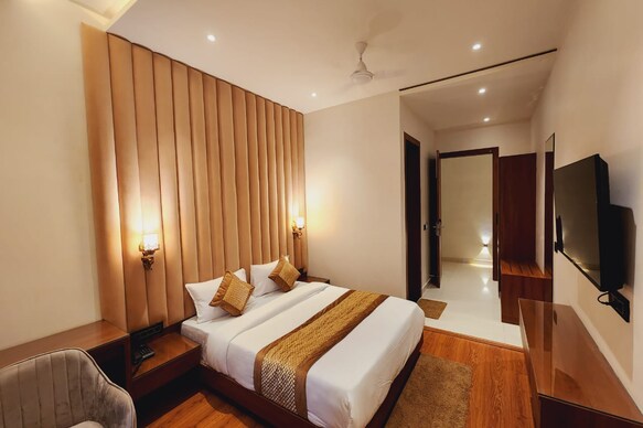 SHEHNAI HOTEL AND BANQUET