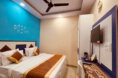 Hotel Metro View Near Adarsh Nagar Delhi Metro Station, Delhi Hotel Metro View Near Adarsh Nagar Delhi Metro Station, Delhi