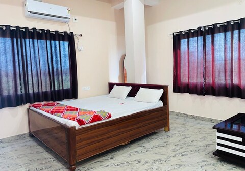 Hotel Aman Residency & Restaurant