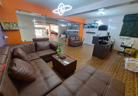 Boyapati Goverdhan Hotels