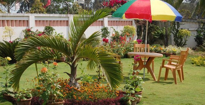 hotel-greenland-inn-digha-garden