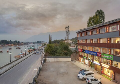 Hotel 11 Boulevard - Dal View